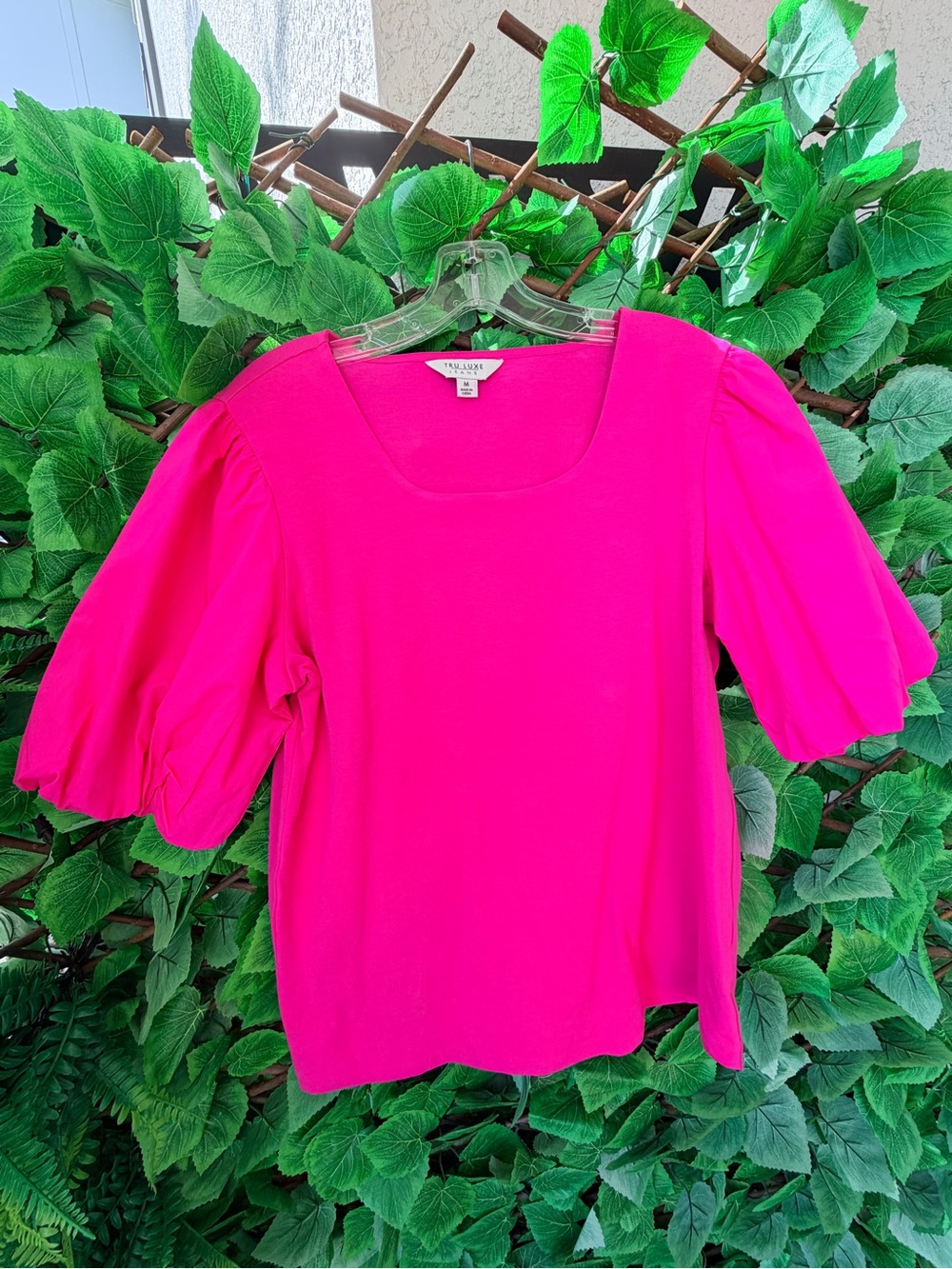 Tru Luxe Bright Fuchsia Puff-Sleeve Square Neck Top